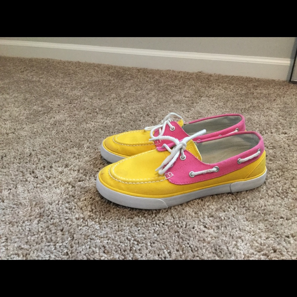 Women’s slip on shoes